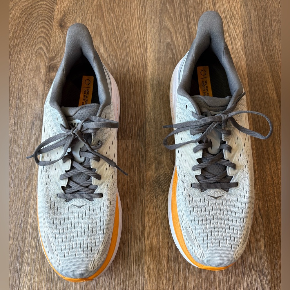 Men’s Hoka Clifton 8 Running Shoe, worn once!